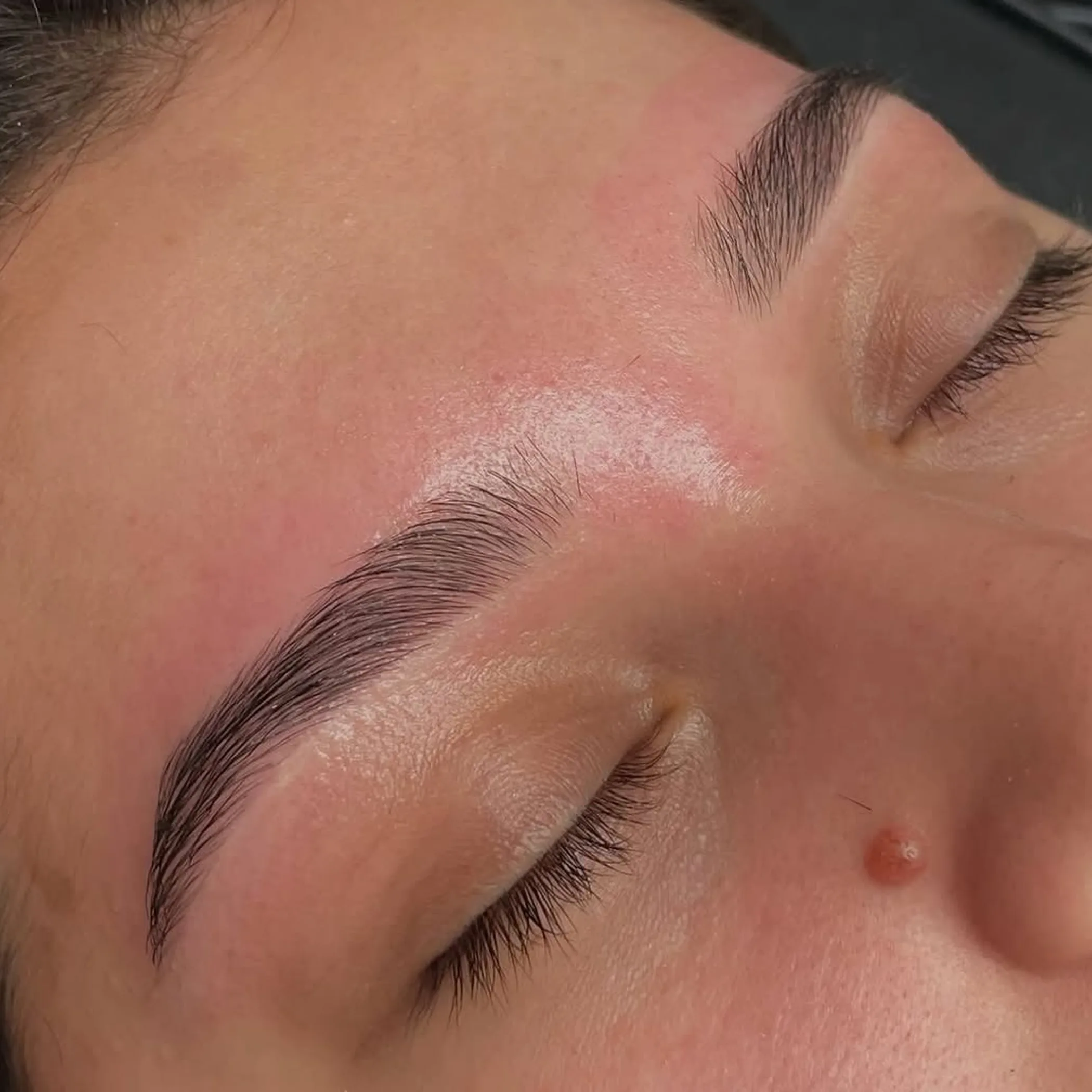well-groomed hybrid eyebrows close-up